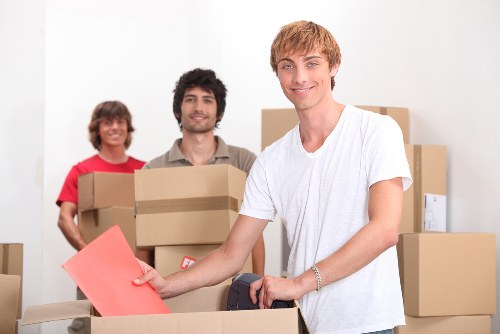 Local man and van service handling boxes and bulky items in Barnes